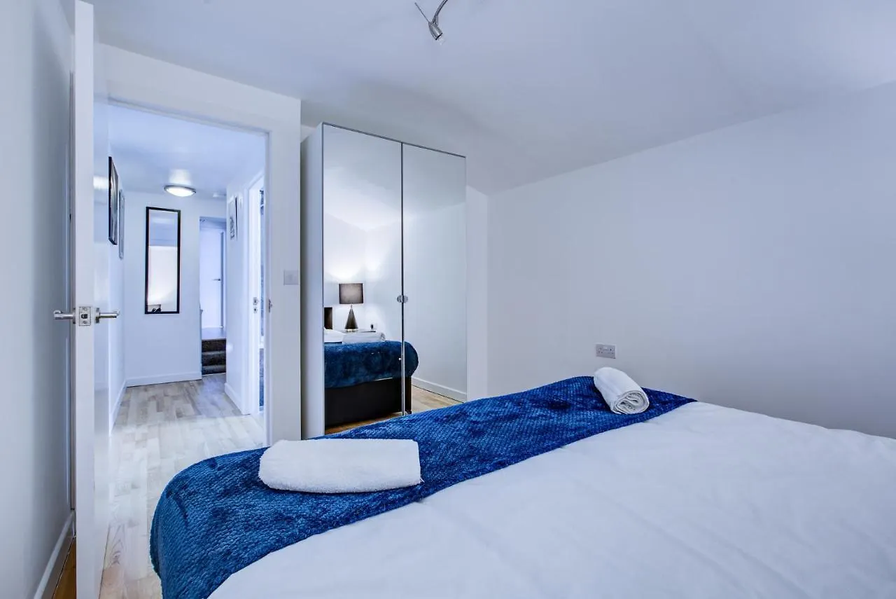 Peckham Plaza Apartment London